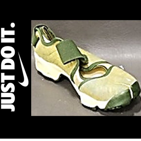 nike air rift carnival